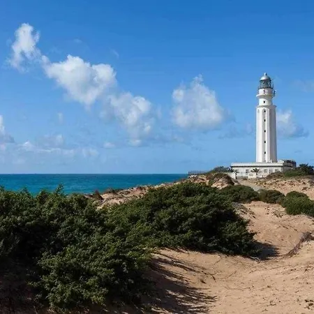 Jabuti Autocaravana Con Porche Y Aparcamiento Cadiz Exterior photo