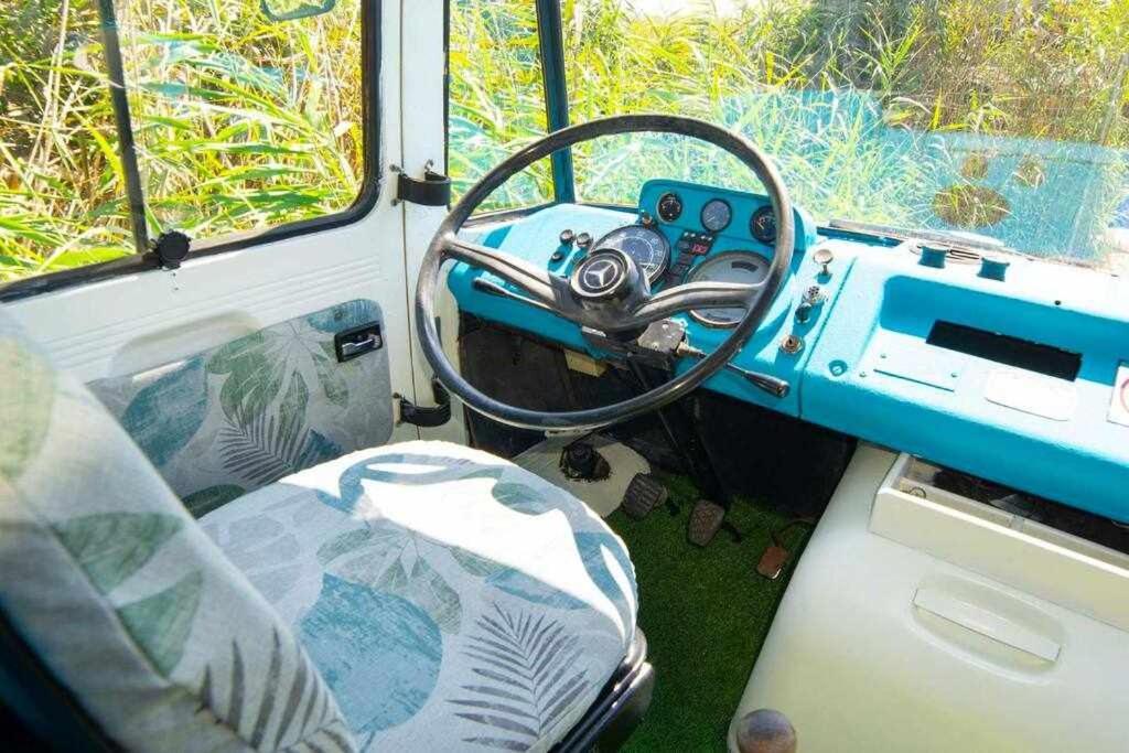 Jabuti Autocaravana Con Porche Y Aparcamiento Cadiz